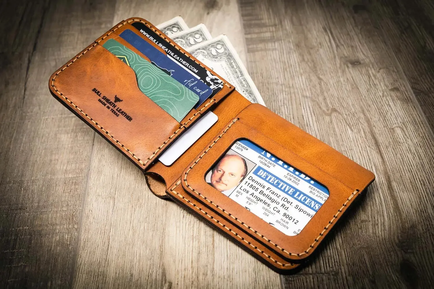 Badge Bifold Wallet - Chestnut Brown