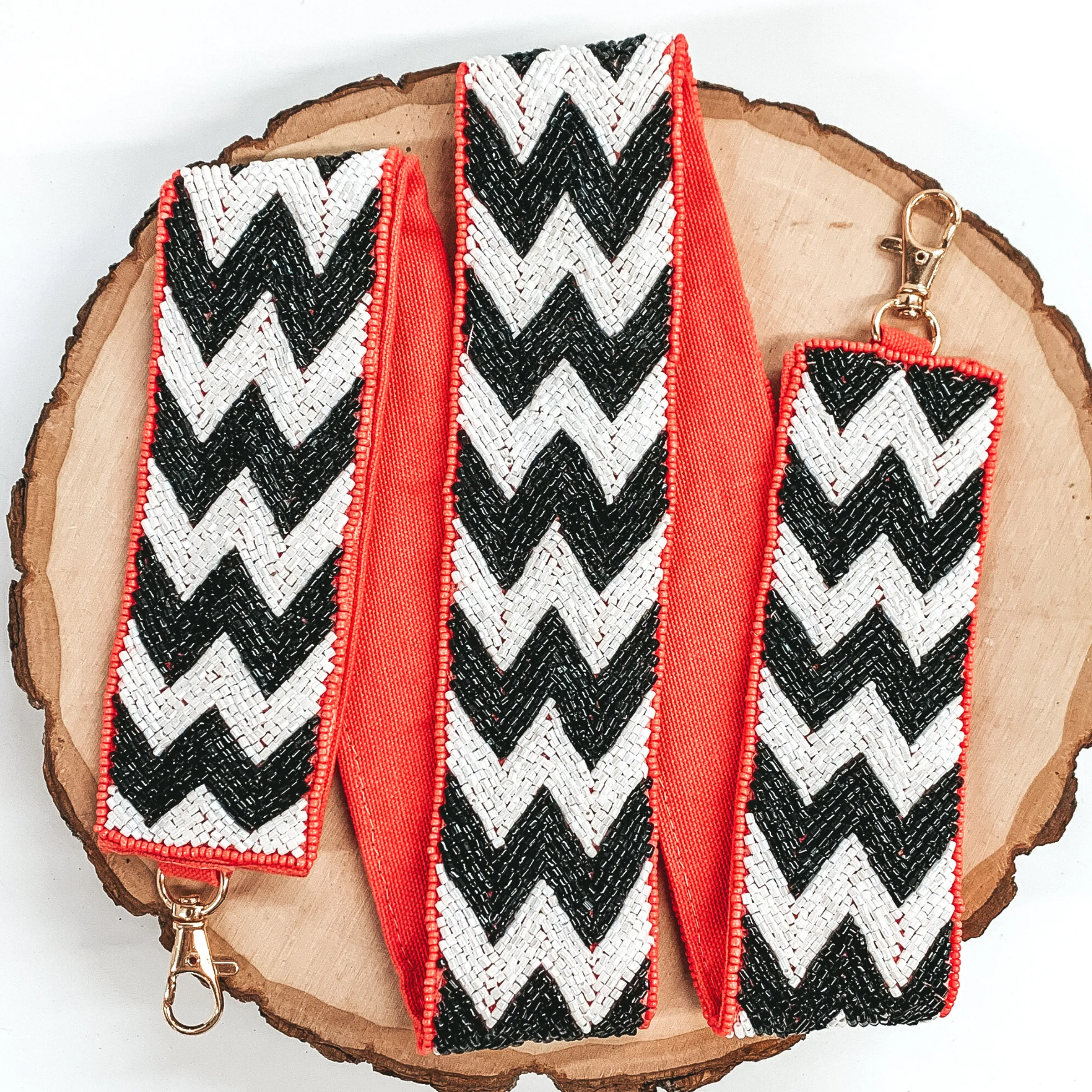 Chevron Beaded Purse Strap in Black/White