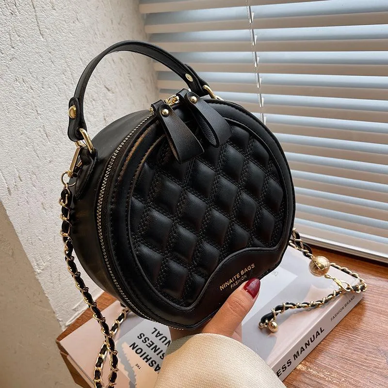 Circular Chain Quilted Bag