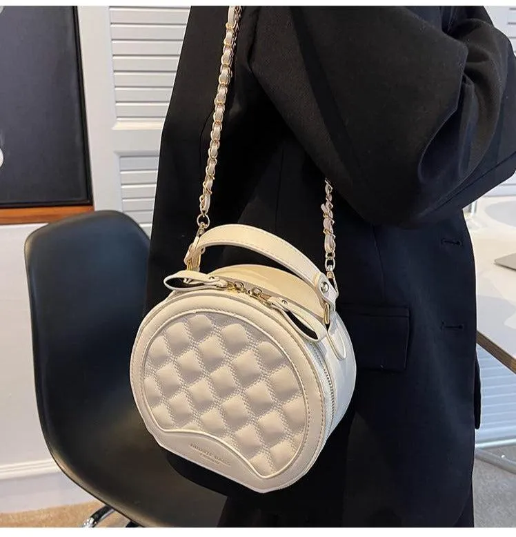 Circular Chain Quilted Bag