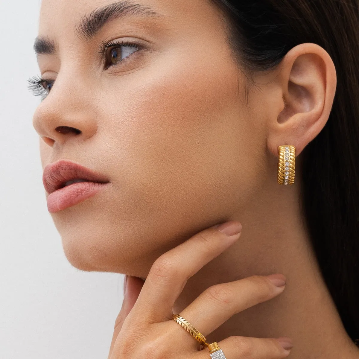 Curb Chain Stone Hoop Earrings - Gold