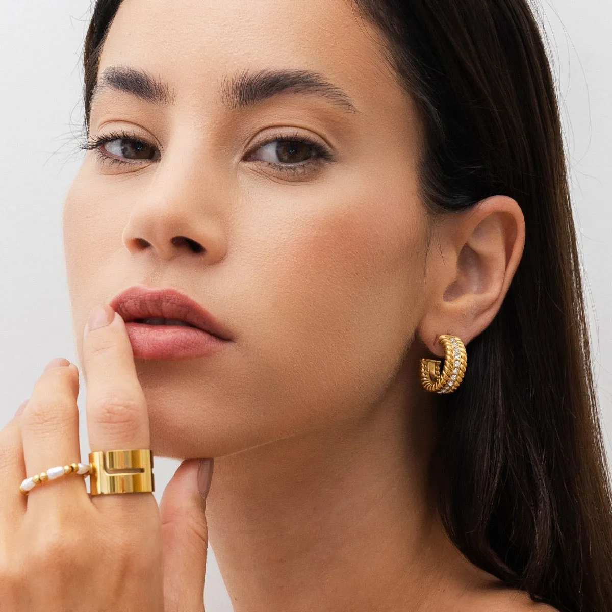 Curb Chain Stone Hoop Earrings - Gold