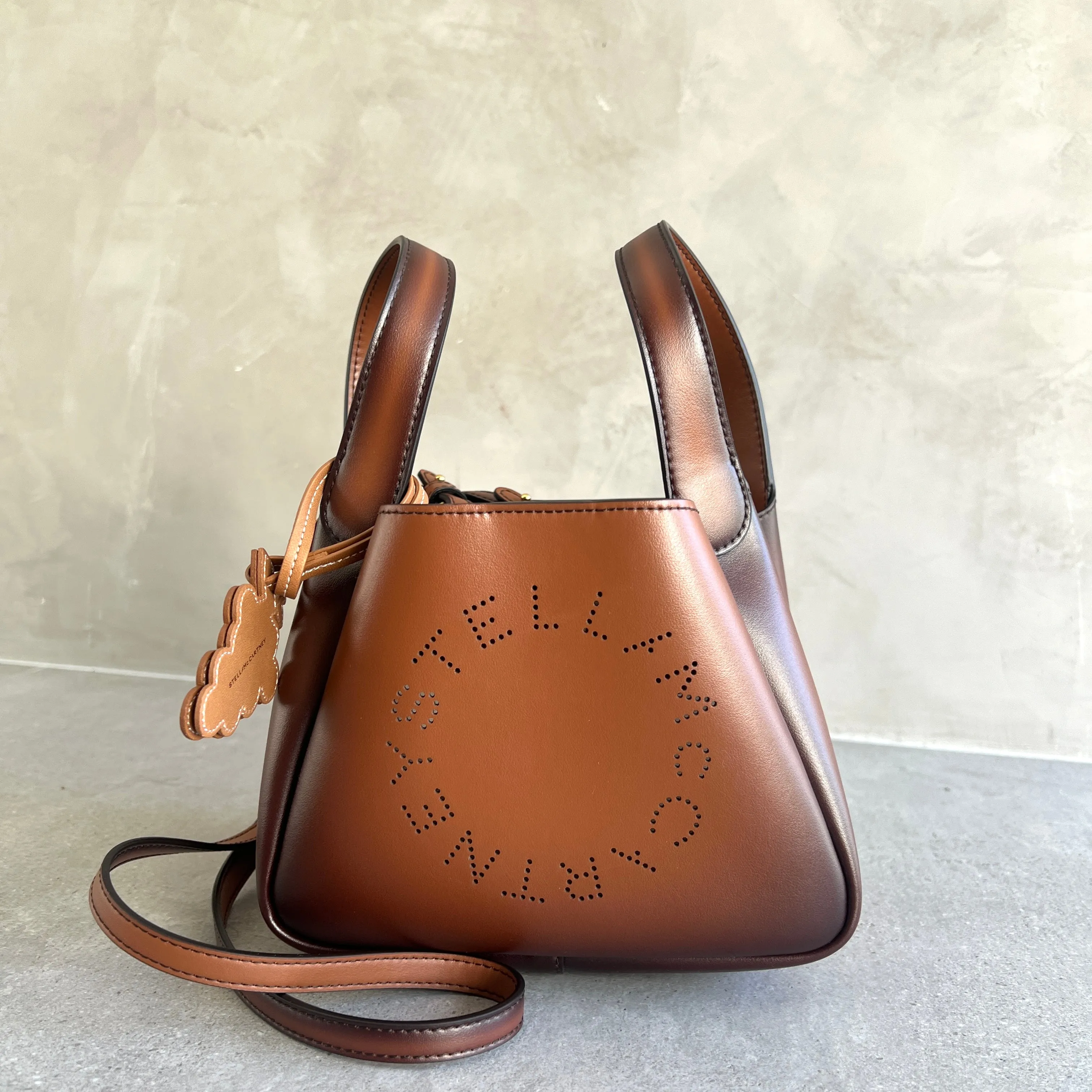 Dumpling Logo Aged Shoulder Bag, Brandy