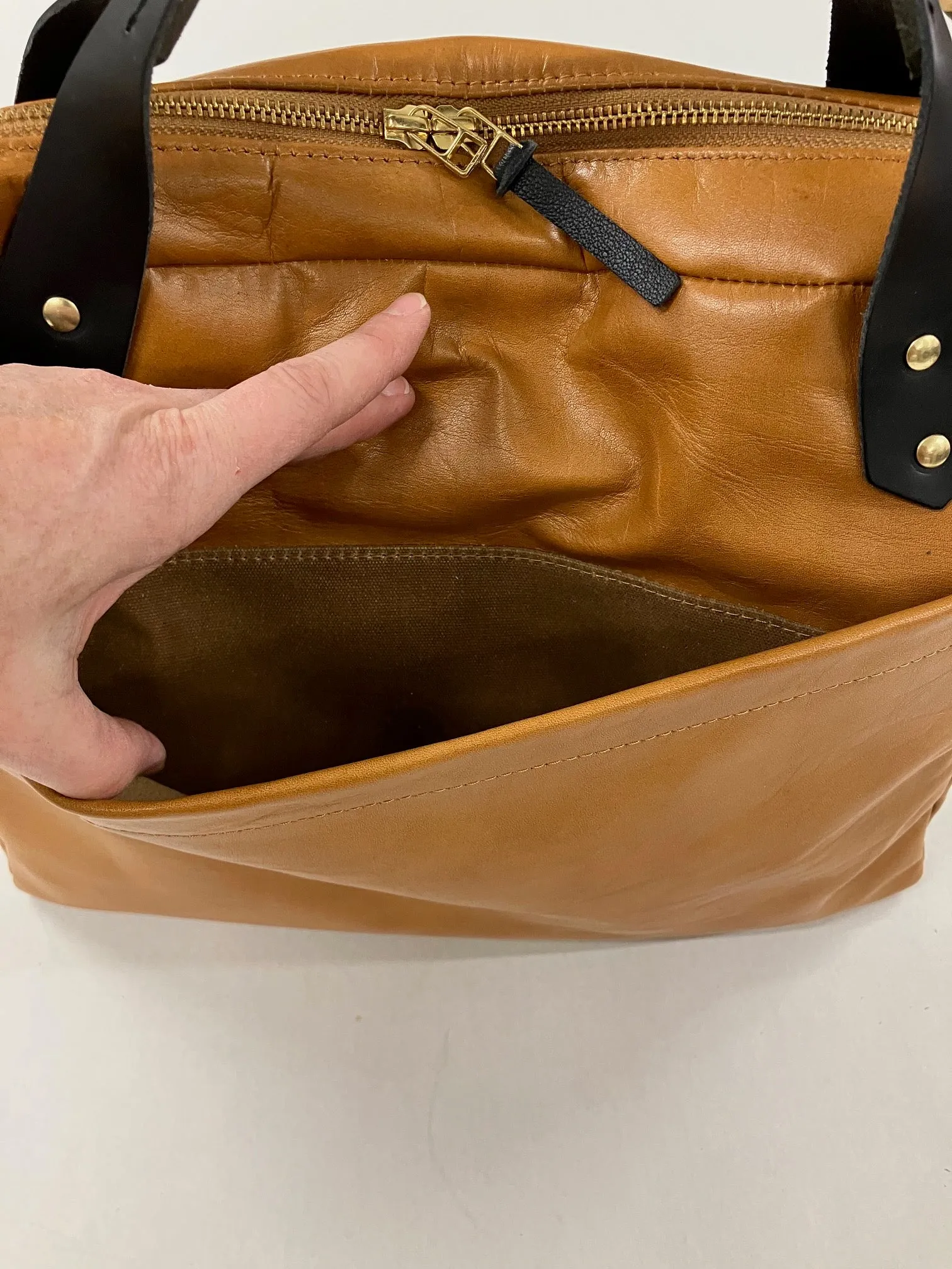 SAMPLE - ONE OF A KIND Leather briefcase, attache case, messenger bag in tan brown leather