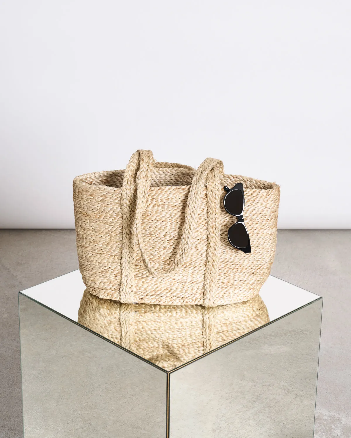 SHOPPING BASKET JUTE LONG HANDLE