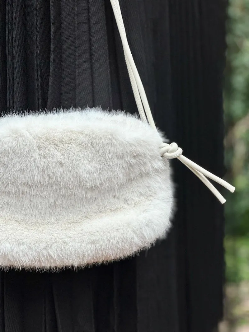 Soft Serenity Fur Crossbody Clutch - White