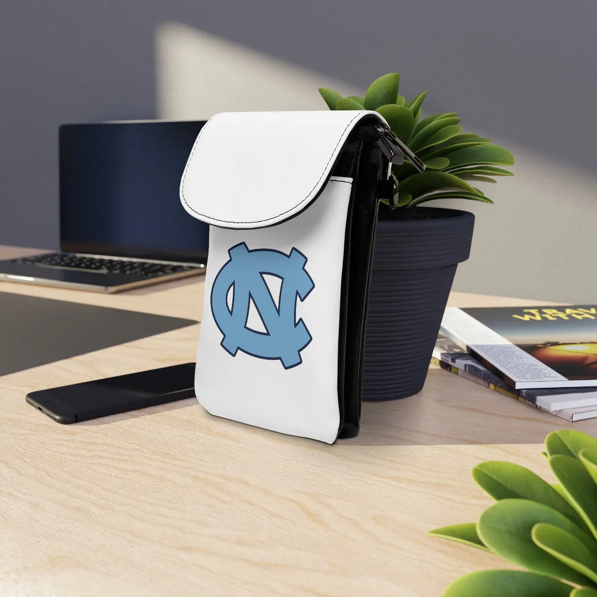 UNC Small Cell Phone Wallet